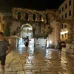 Old Town Hesed Appartamento Spalato