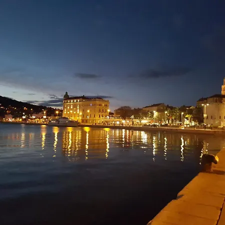 Old Town Hesed Апартаменты