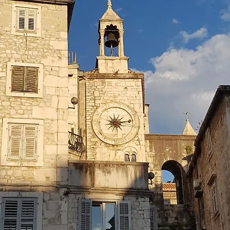 Old Town Hesed * Σπλιτ