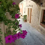 Apartment Old Town Hesed *