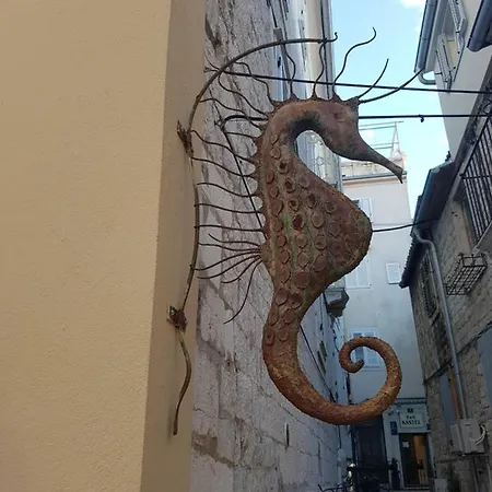 דירה Old Town Hesed