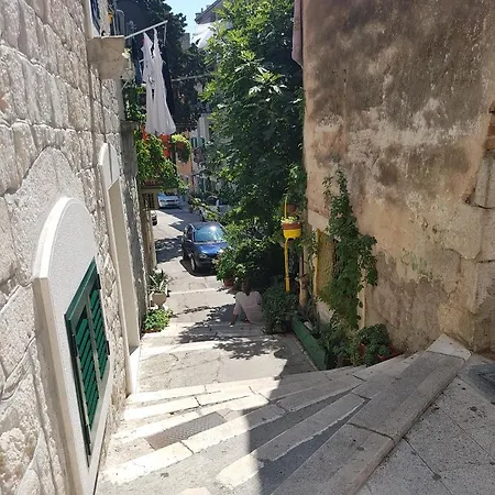 Appartamento Old Town Hesed