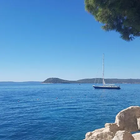 Old Town Hesed Apartman *