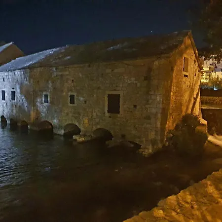 Old Town Hesed Split